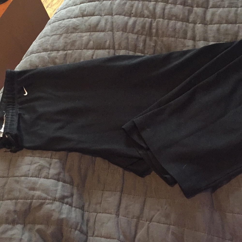 Nike Cropped Active wear pants